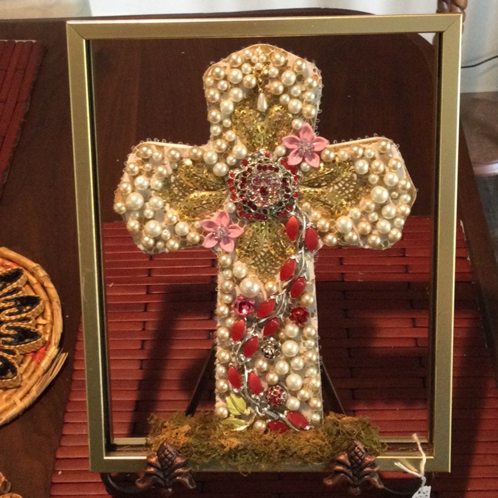 Cross